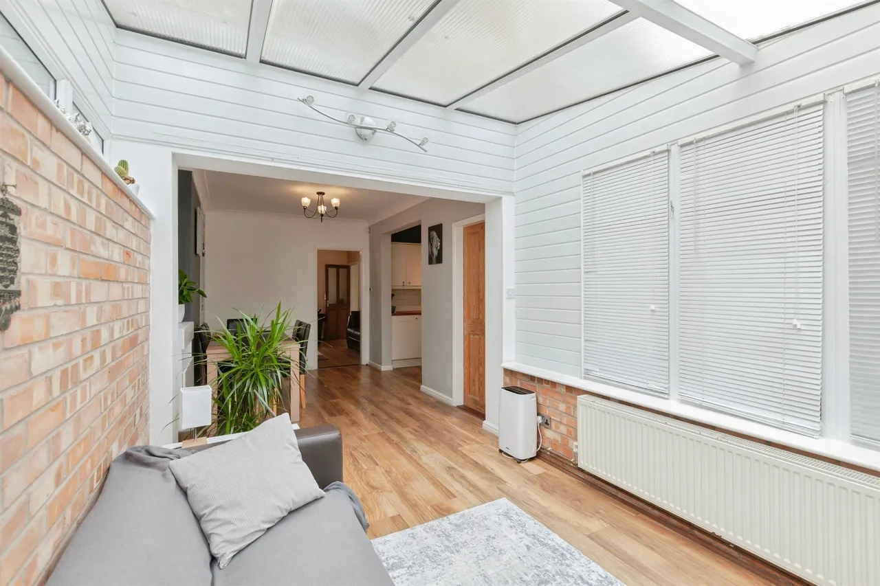 Northfield Avenue, Wigston, LE18, photo 9
