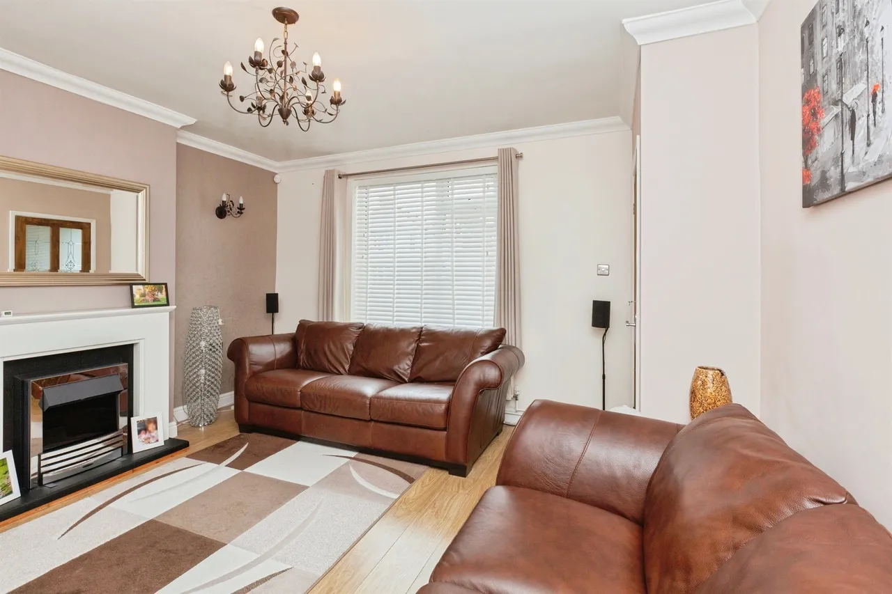 Northfield Avenue, Wigston, LE18, photo 6