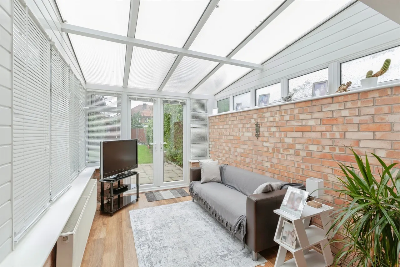 Northfield Avenue, Wigston, LE18, photo 8