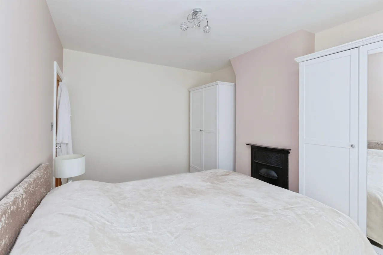 Northfield Avenue, Wigston, LE18, photo 13