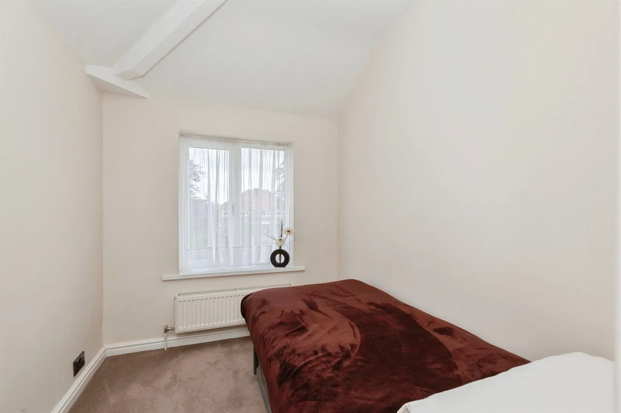 Northfield Avenue, Wigston, LE18, photo 17