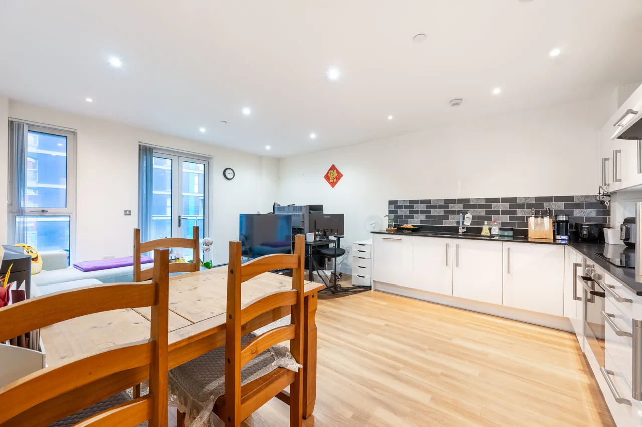 2 bed flat for sale — Flat 18, Marsworth House, Hatton Road, Wembley