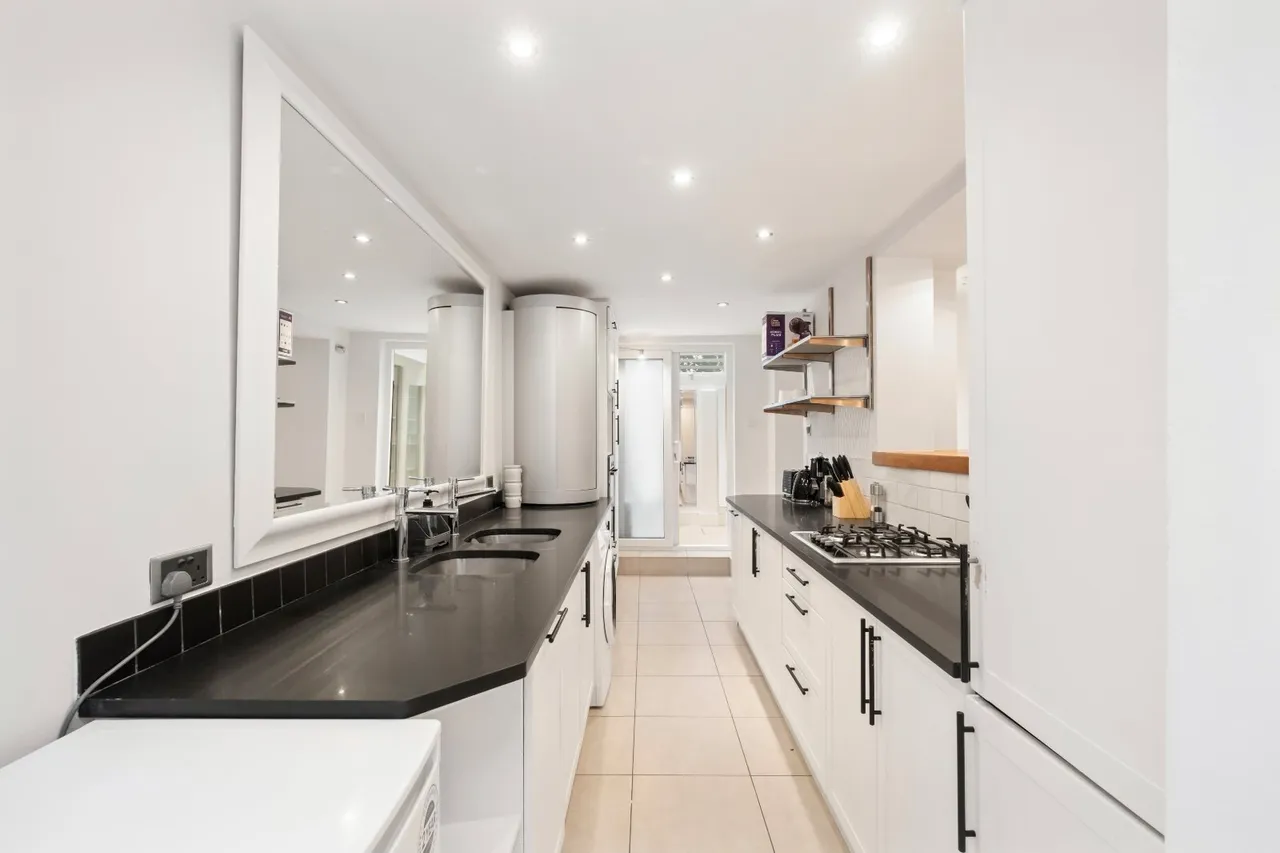 Childs Walk, Earls Court, SW5, photo 14