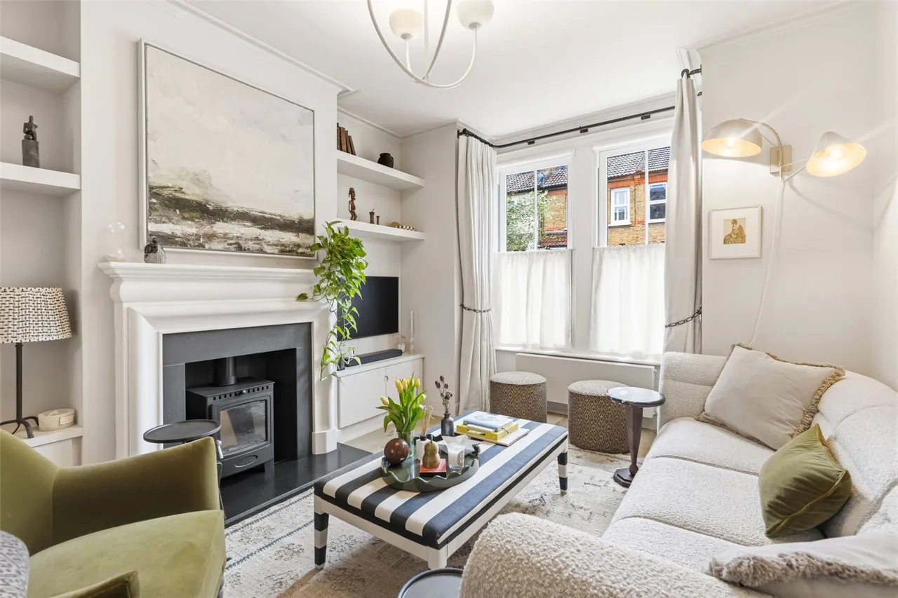 Holly Road, Hampton Hill, TW12 1QF, photo 3