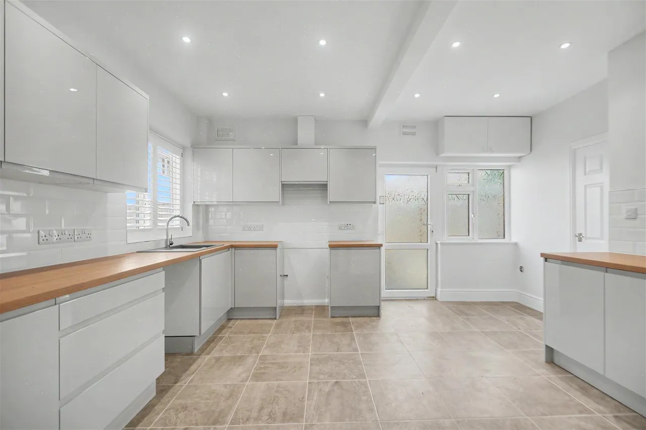 Trowell Grove, Long Eaton, NG10, photo 4