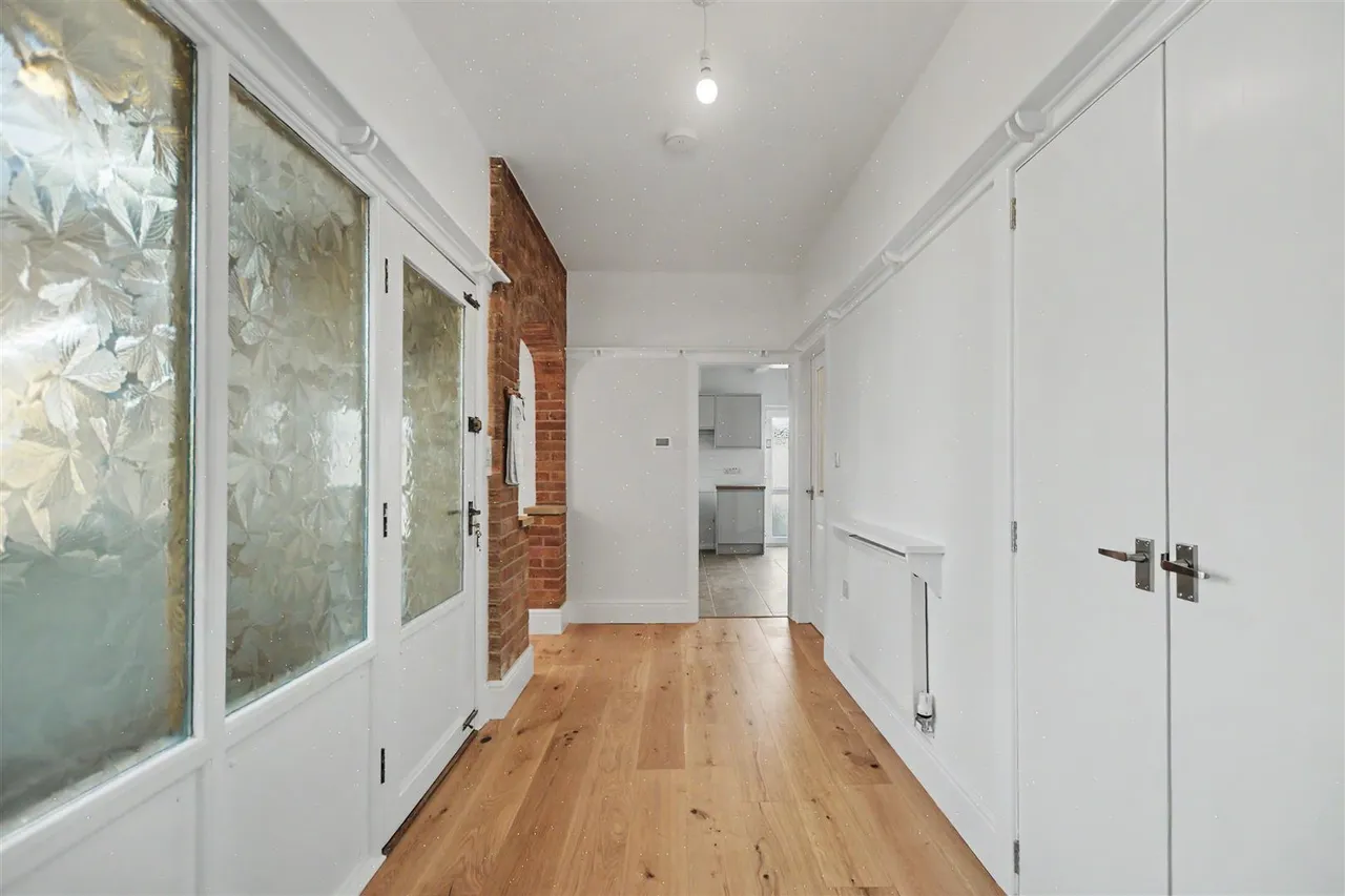 Trowell Grove, Long Eaton, NG10, photo 5