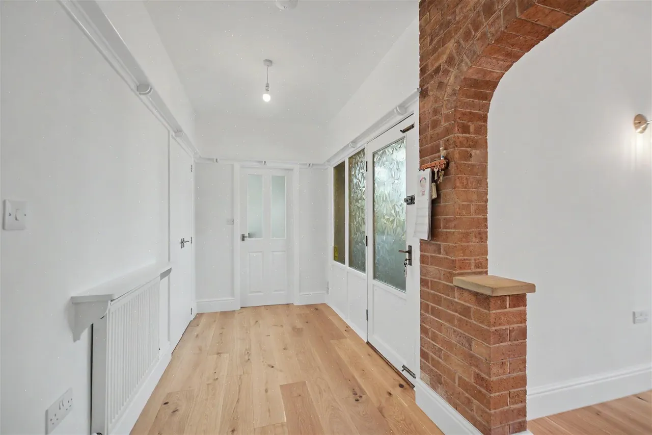 Trowell Grove, Long Eaton, NG10, photo 6