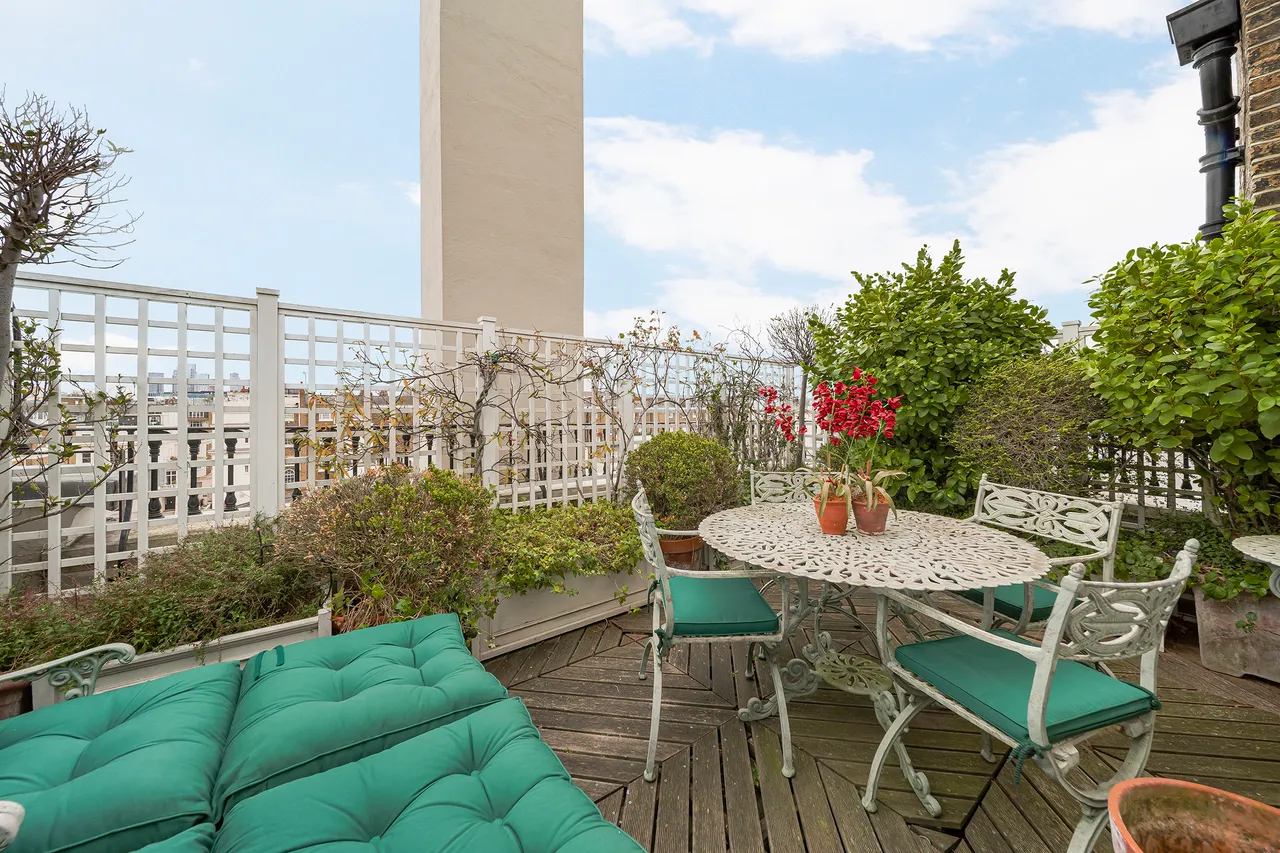 Chesham Place, Knightsbridge, London, photo 4