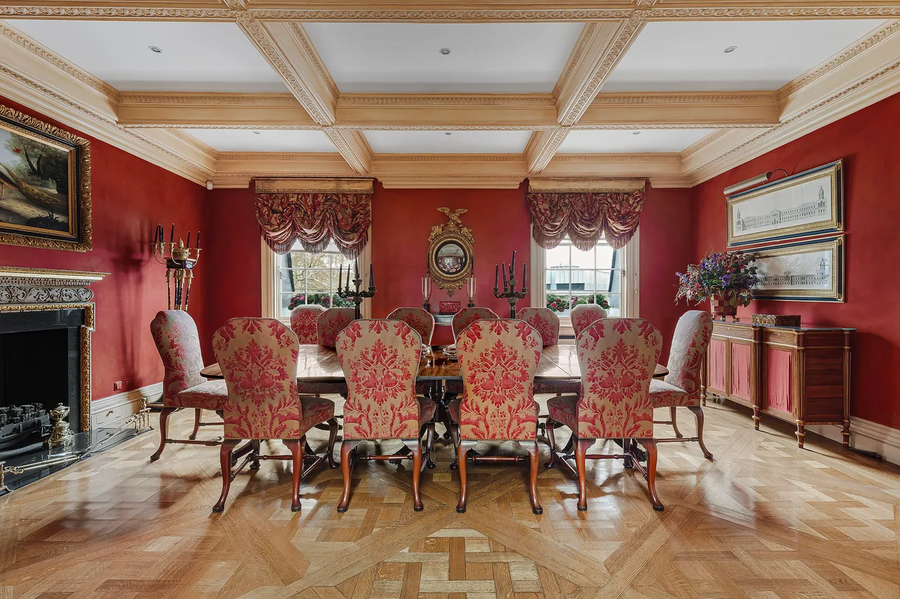 Chesham Place, Knightsbridge, London, photo 2