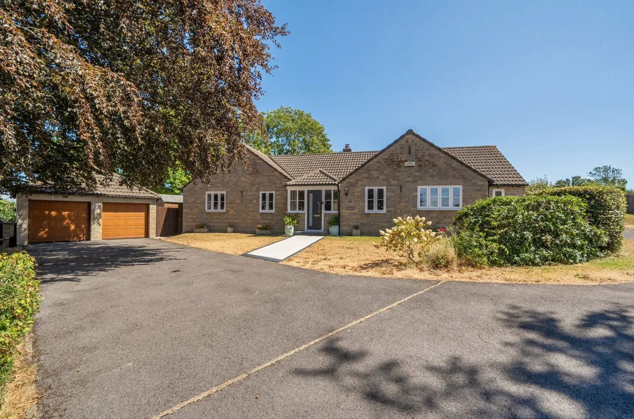 4 bed house for sale, Loxley Batch, Shapwick, TA7