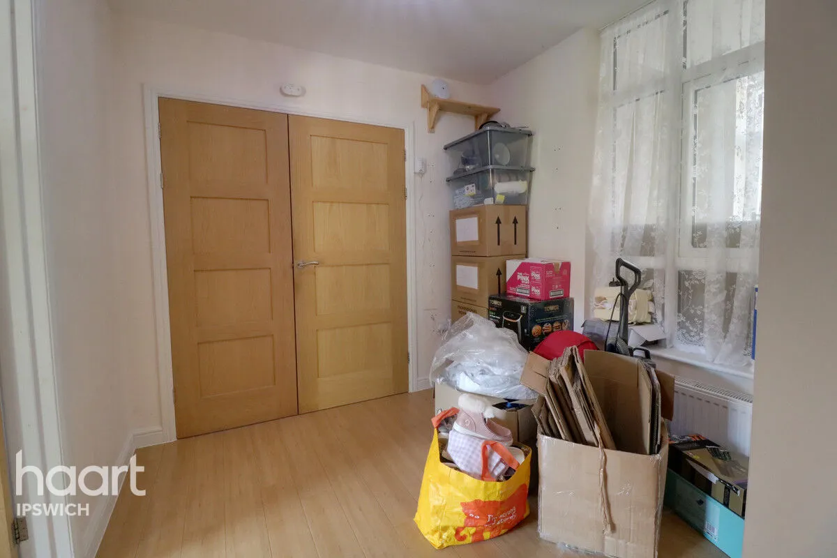 High Road, Felixstowe, IP11, photo 9