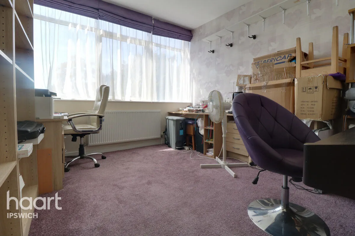 High Road, Felixstowe, IP11, photo 28