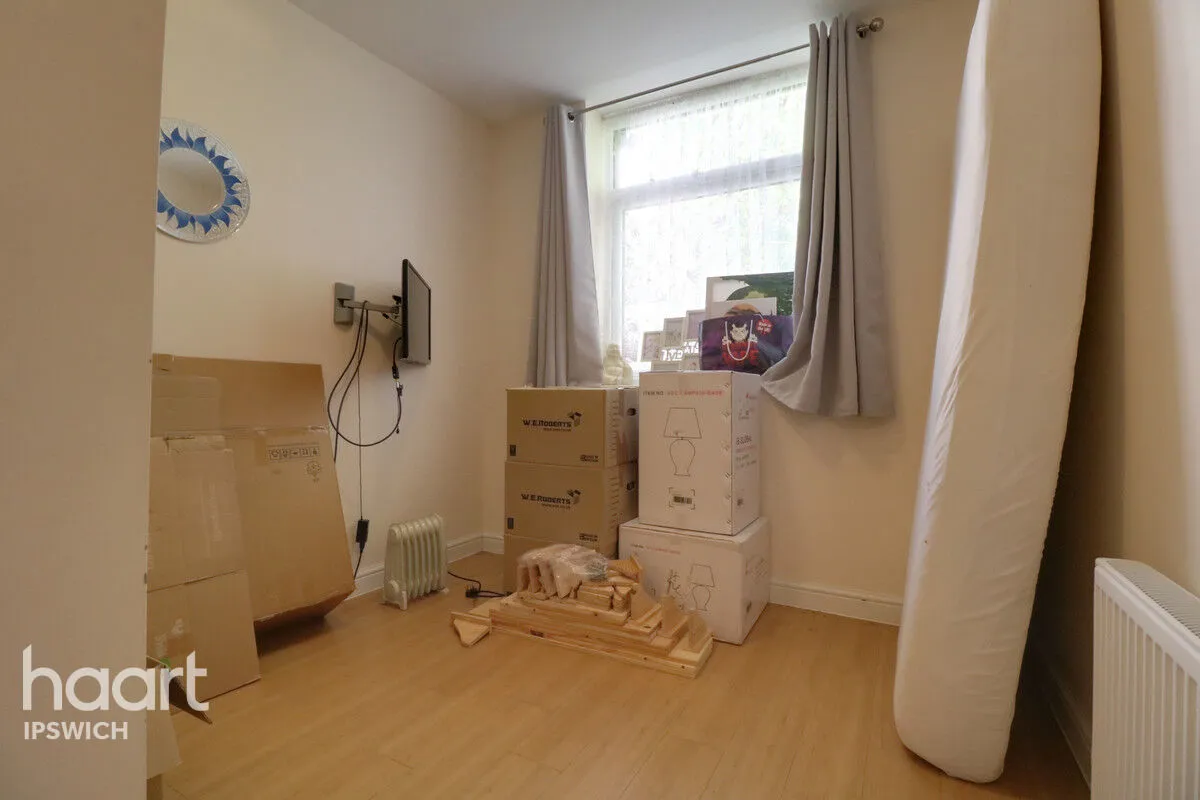 High Road, Felixstowe, IP11, photo 4