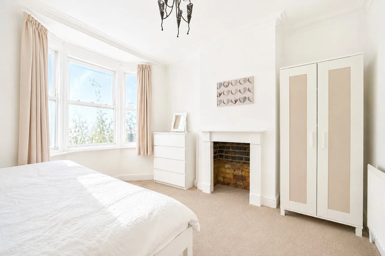 Glenavon Road, London, E15, photo 2
