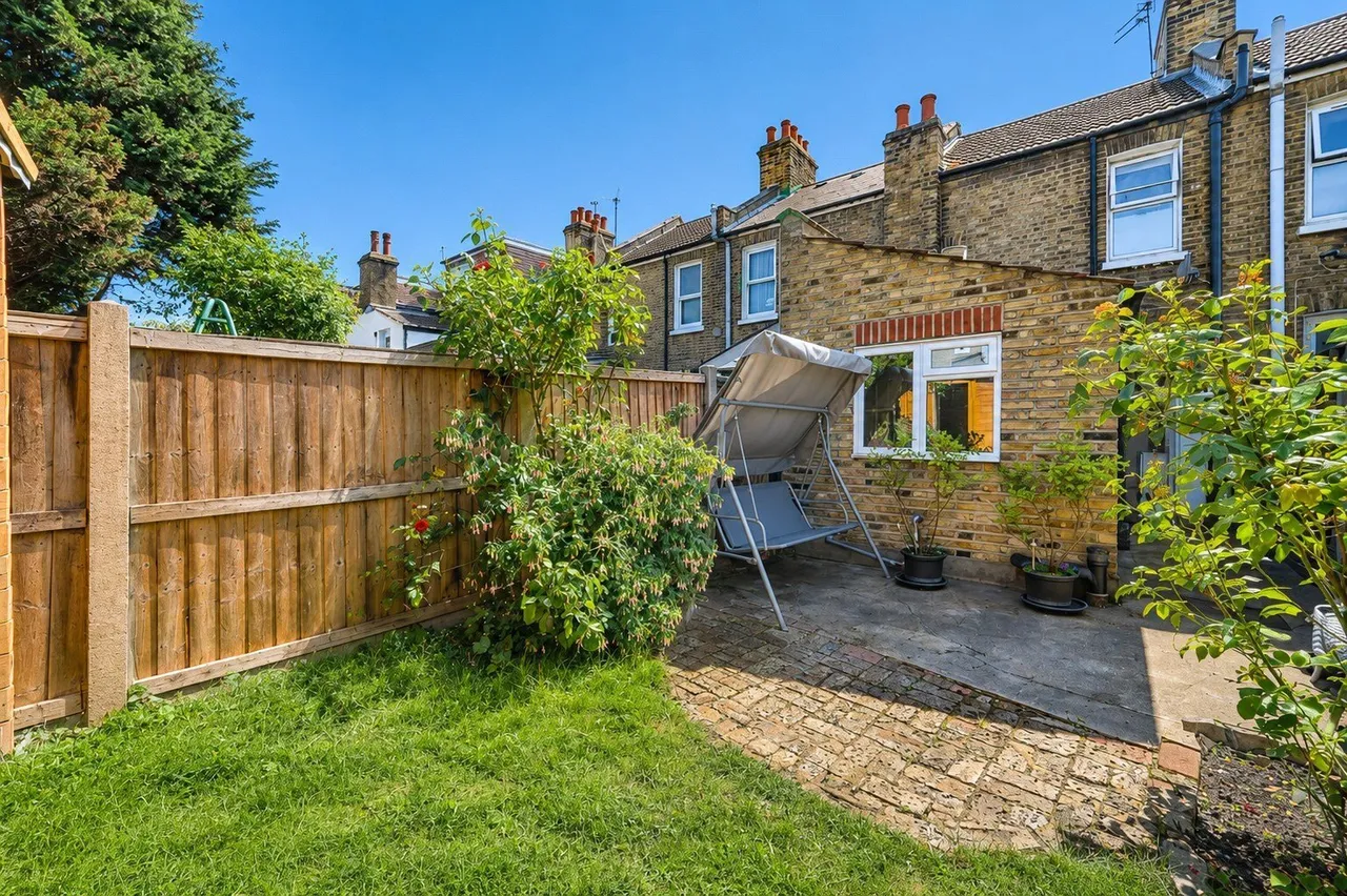 Glenavon Road, London, E15, photo 14