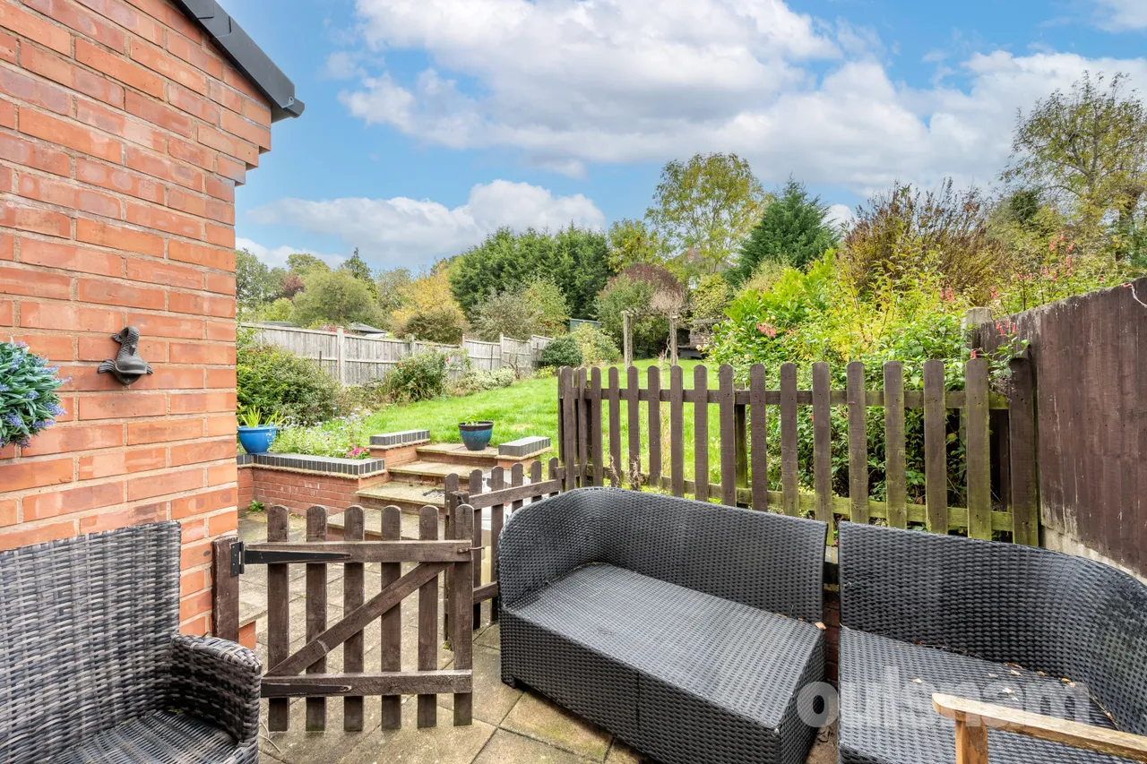 Rednal Road, Kings Norton, Birmingham, B38 8EA, photo 8