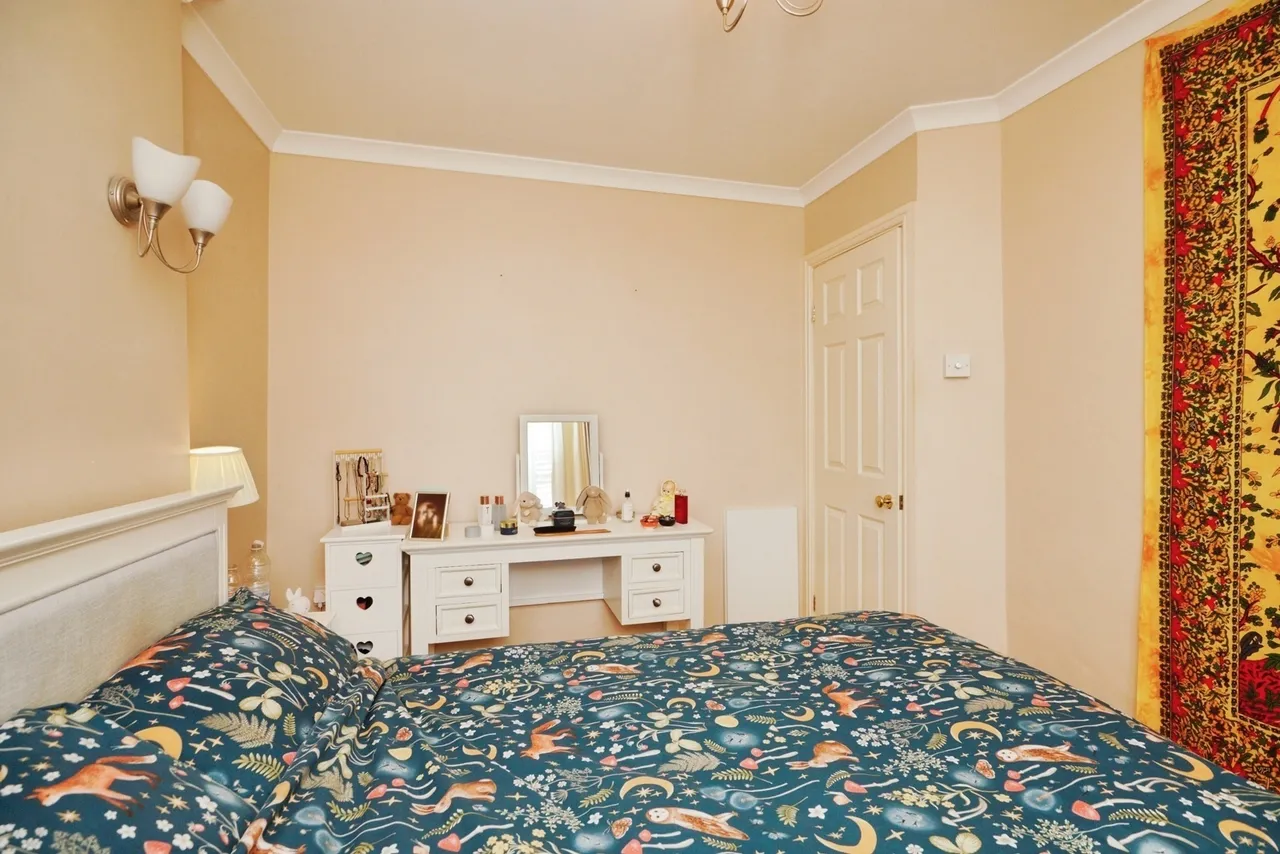 High Street, Tremadog, LL49, photo 16