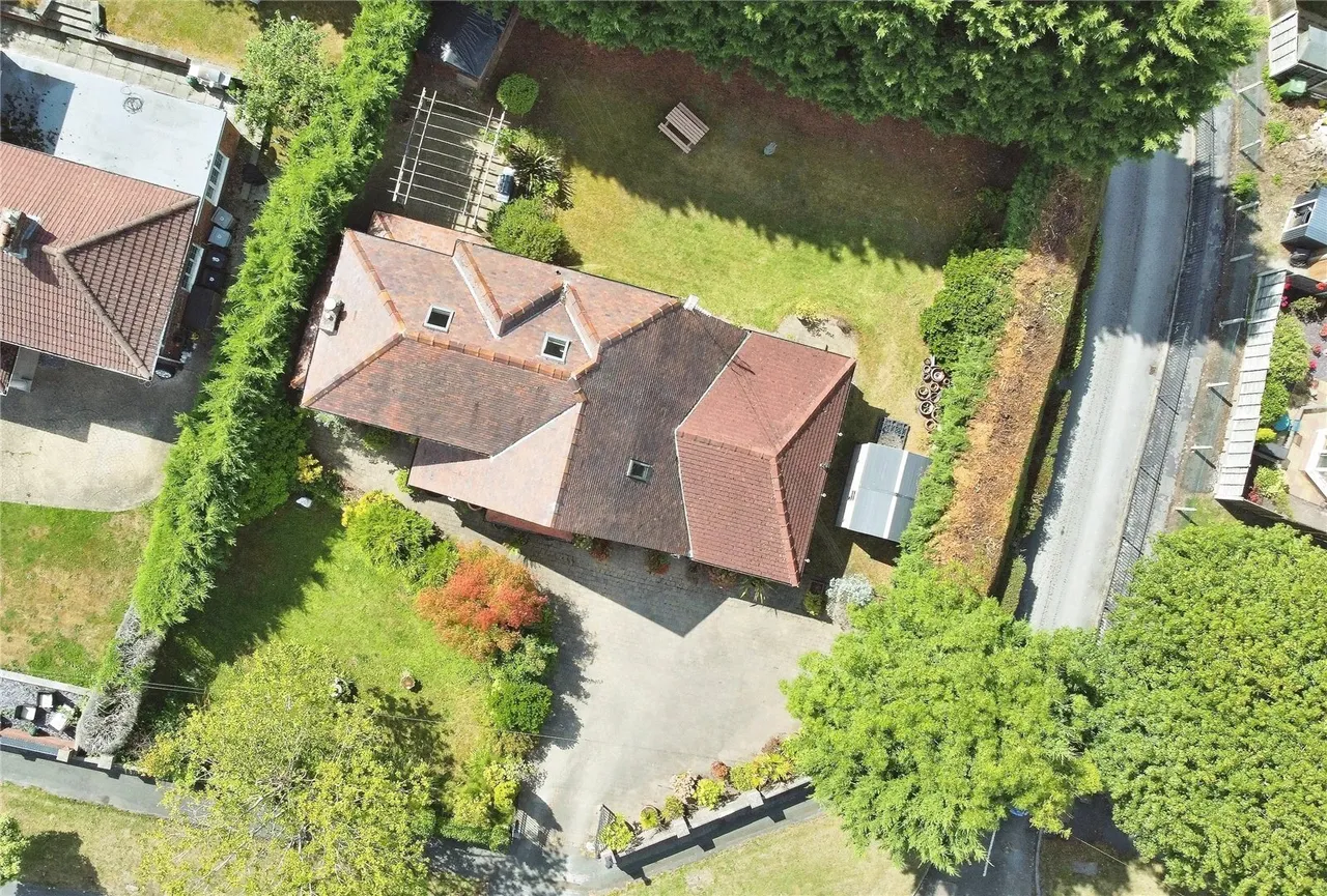 Handforth Road, Wilmslow, SK9, photo 6