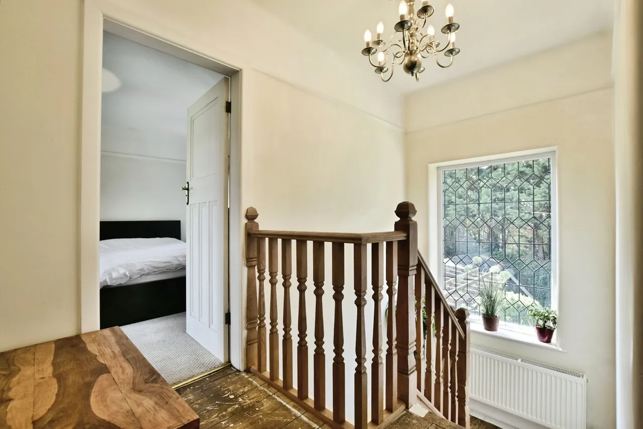 Handforth Road, Wilmslow, SK9, photo 22