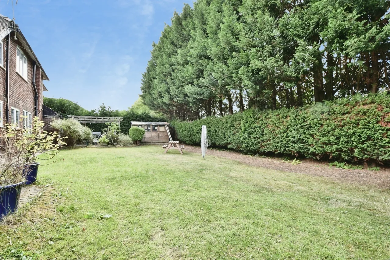 Handforth Road, Wilmslow, SK9, photo 12