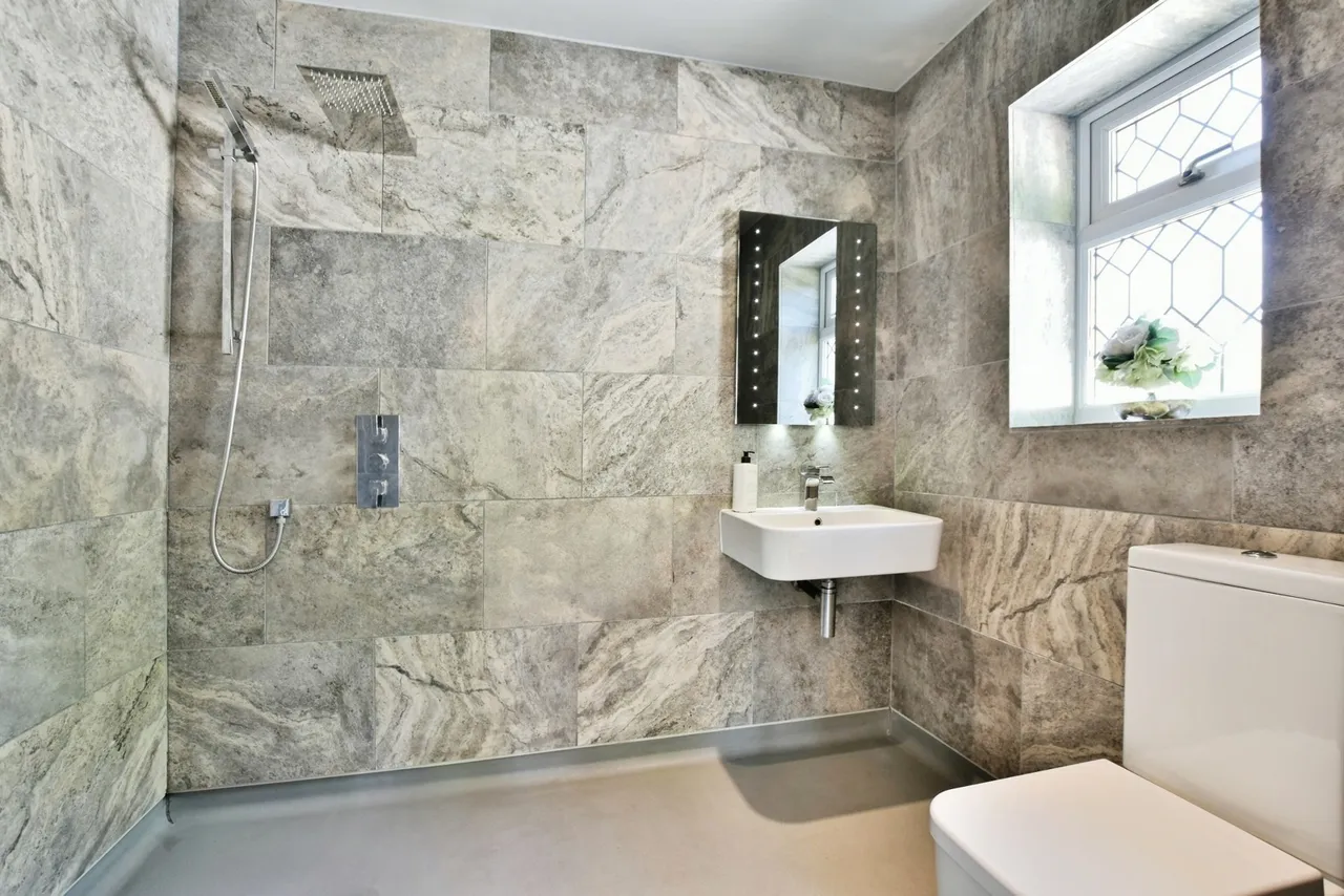 Handforth Road, Wilmslow, SK9, photo 19