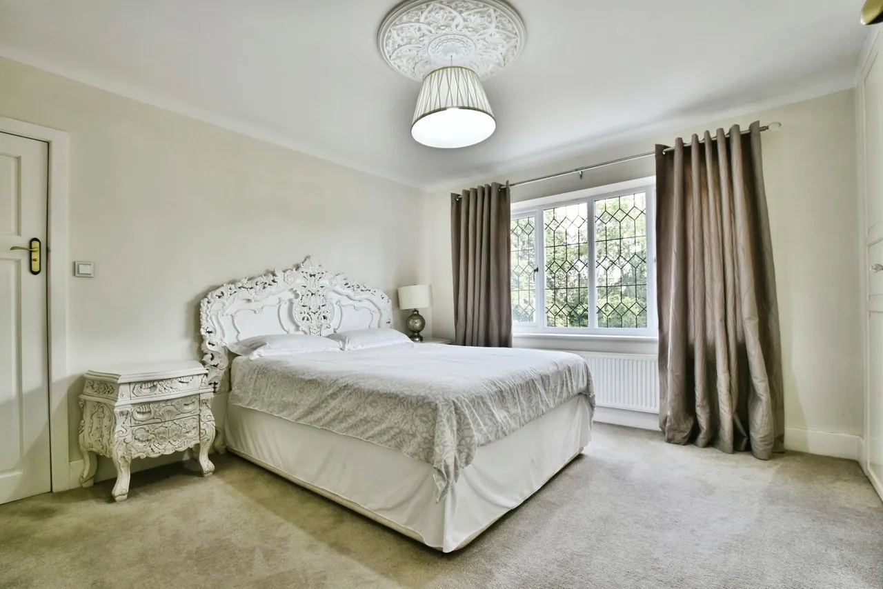 Handforth Road, Wilmslow, SK9, photo 7