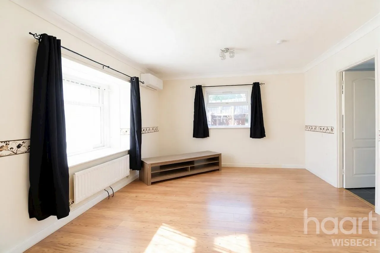 Petts Close, Wisbech, PE13, photo 2