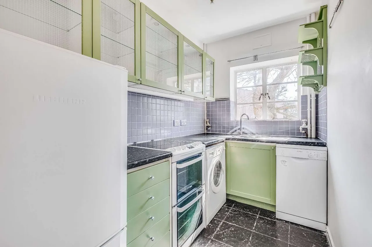 Wimbledon Hill Road, London, SW19 7PQ, photo 2