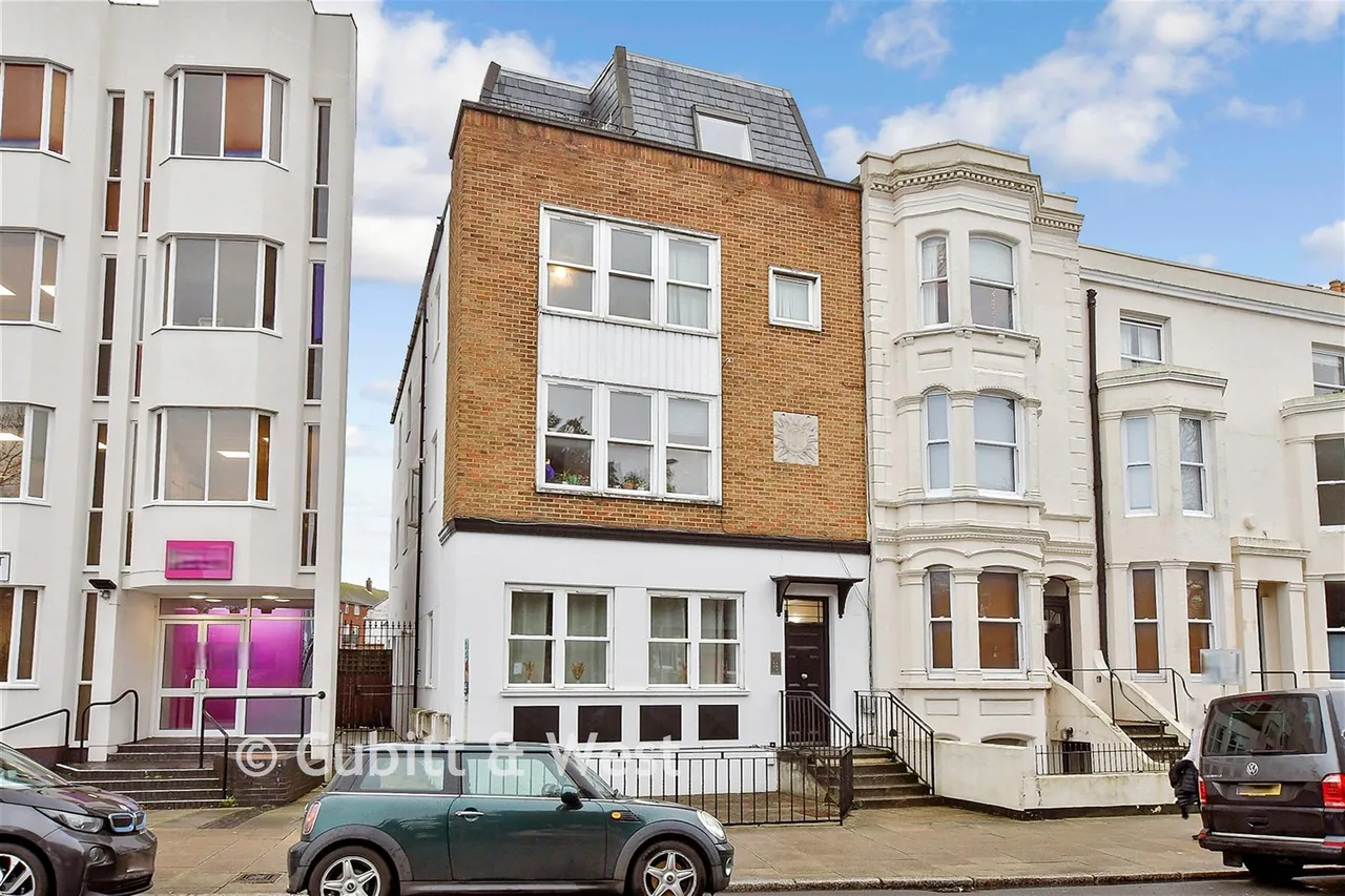 3 bed flat for sale, Landport Terrace, Portsmouth, PO1