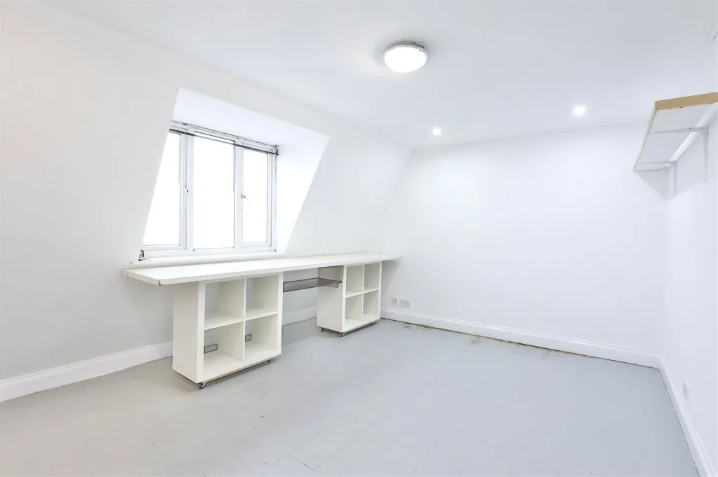 Hornsey Road, N19 4EF, photo 3
