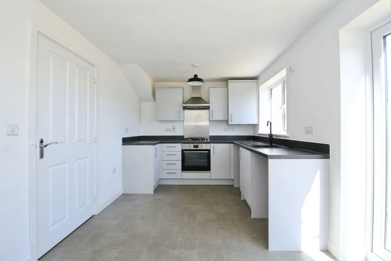 Rosewood Way, Hampton Gardens, Peterborough, photo 5
