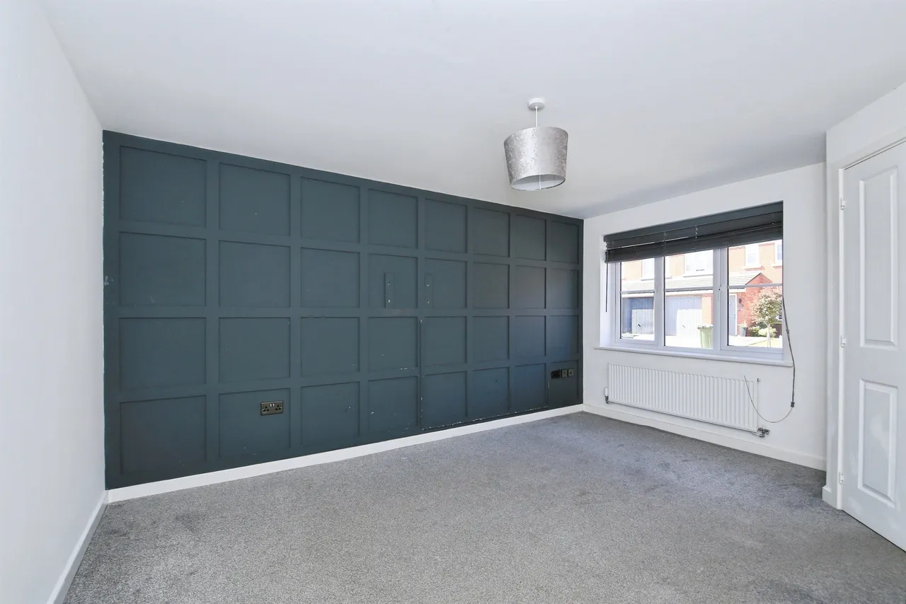 Rosewood Way, Hampton Gardens, Peterborough, photo 2