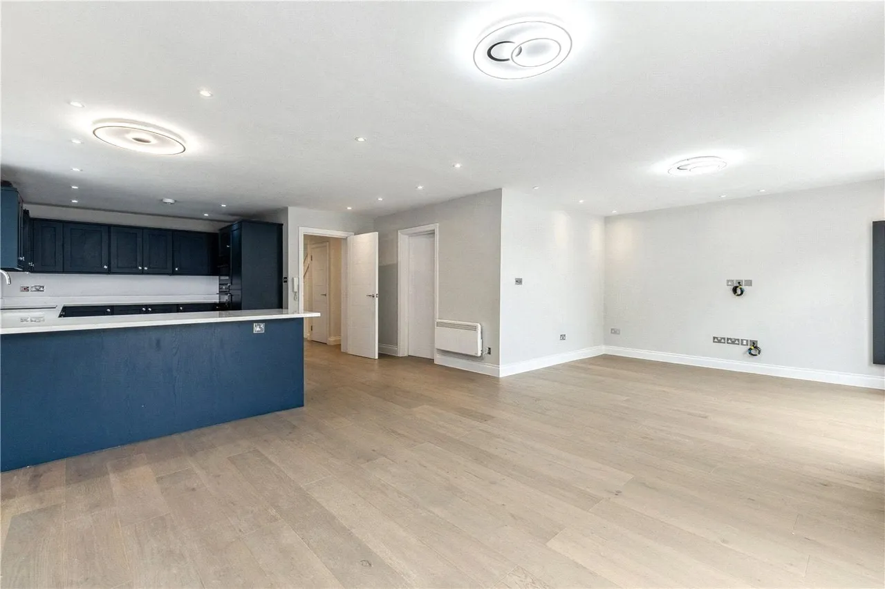 Sandy Lane, Chobham, Surrey, GU24, photo 5