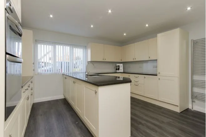 Mary Avenue, Aberlour, AB38, photo 4