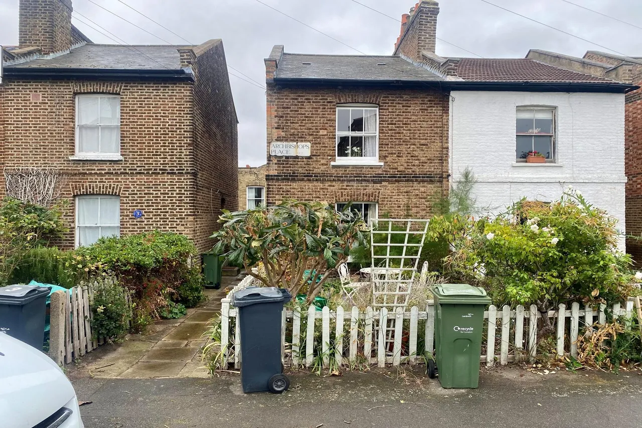 Archbishops Place, SW2, photo 2