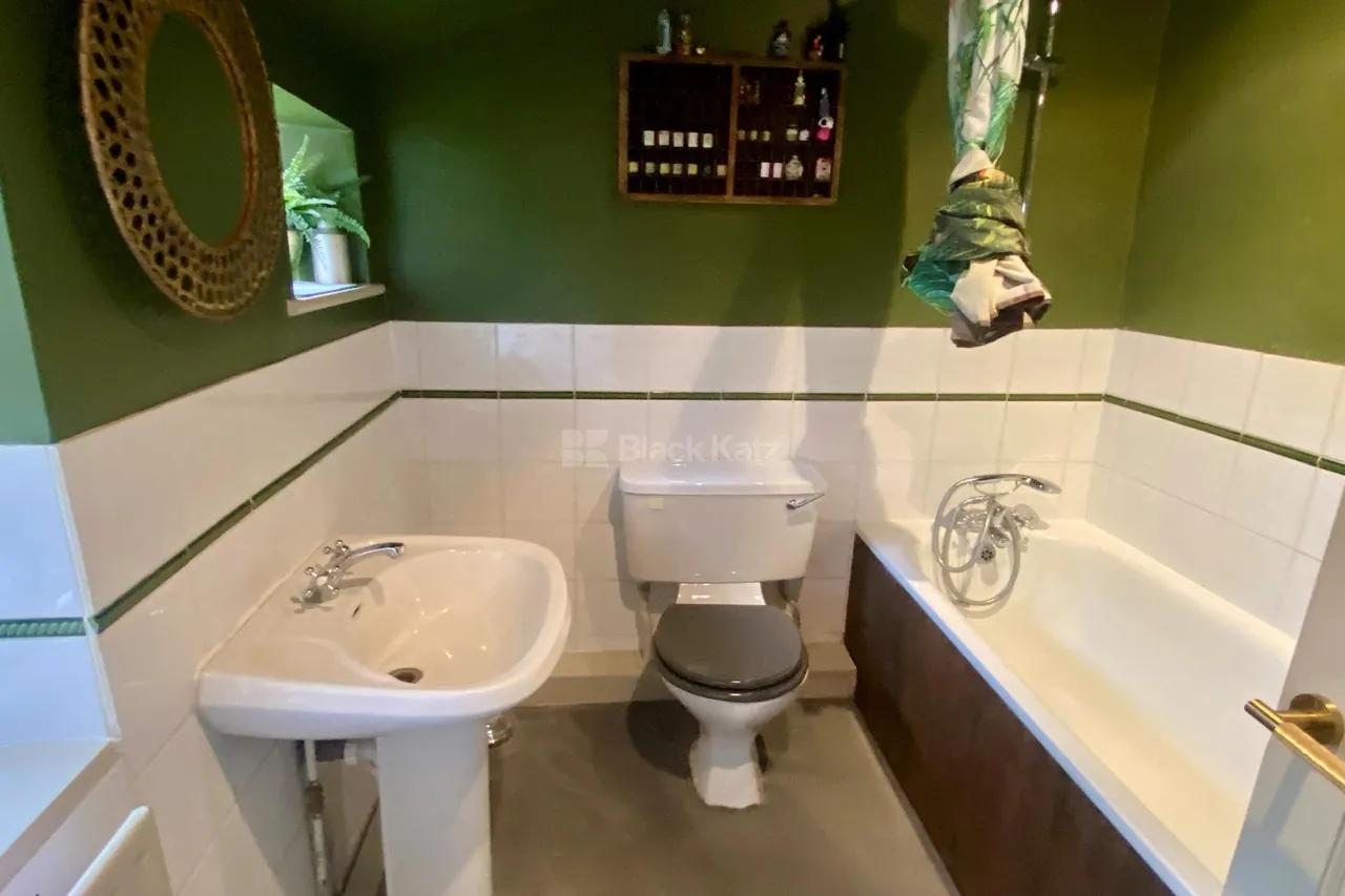 Archbishops Place, SW2, photo 6