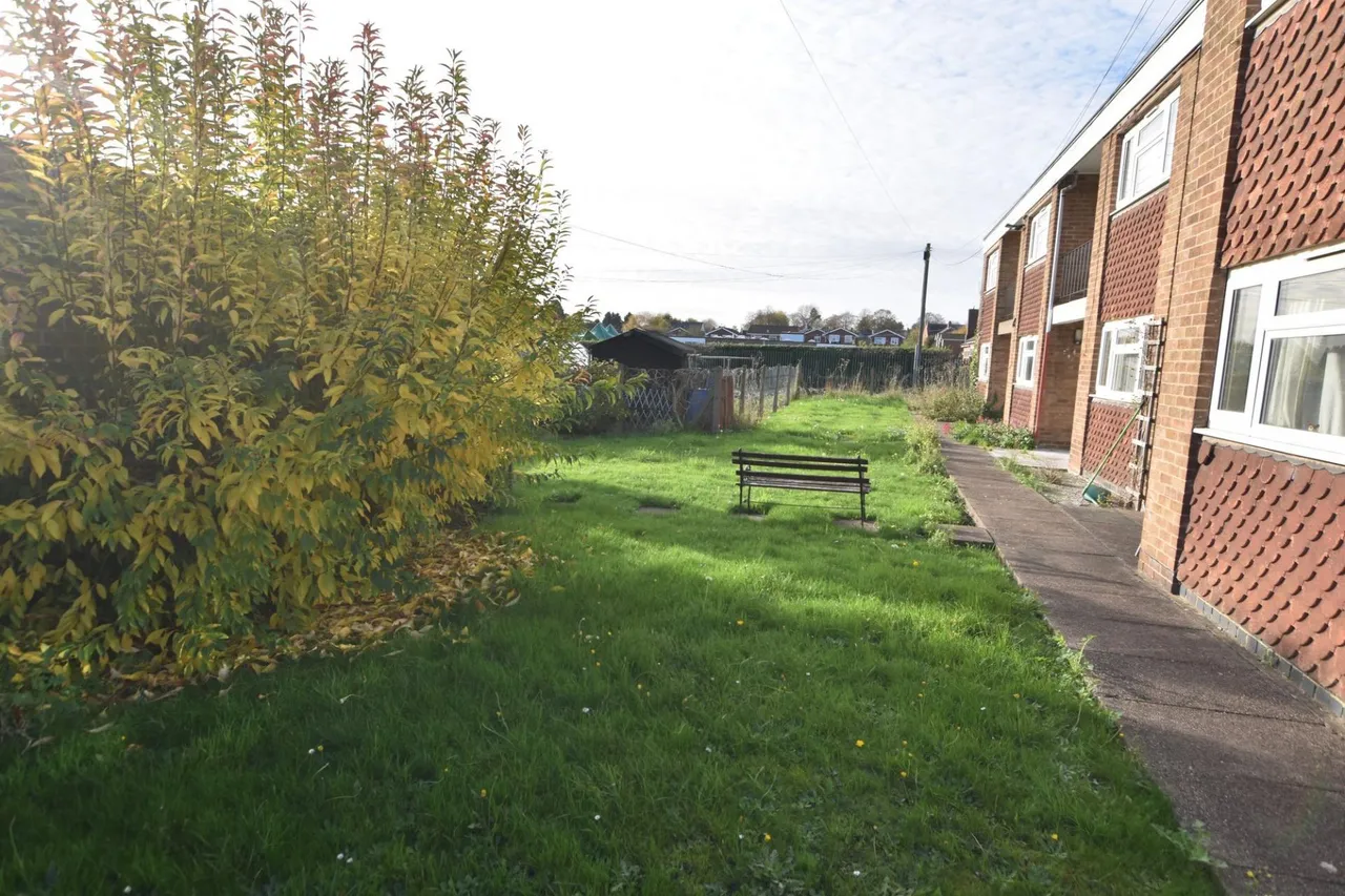 Pleasant Place, DE74, photo 4