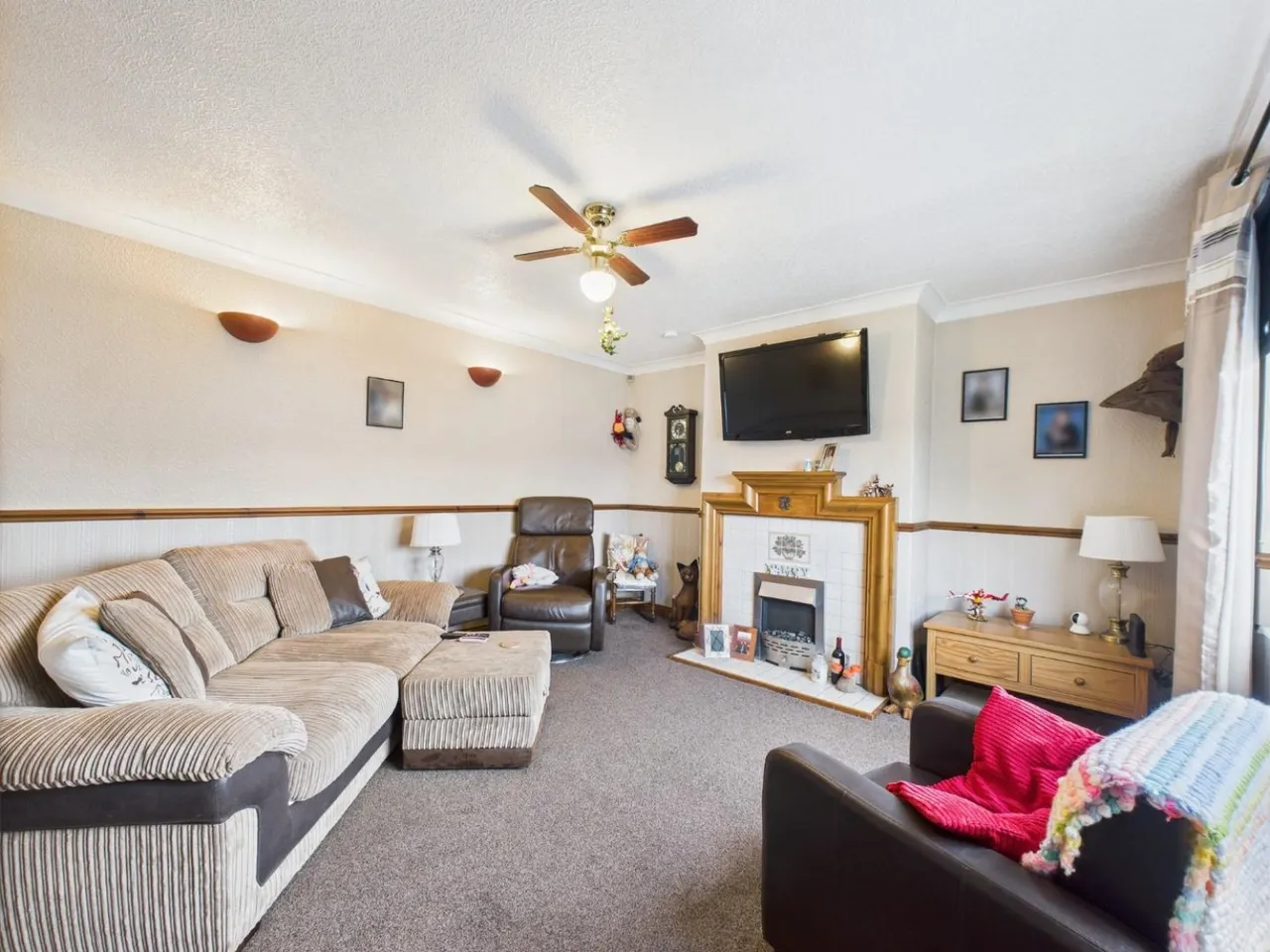 Owlet Road, Shipley, West Yorkshire, photo 9