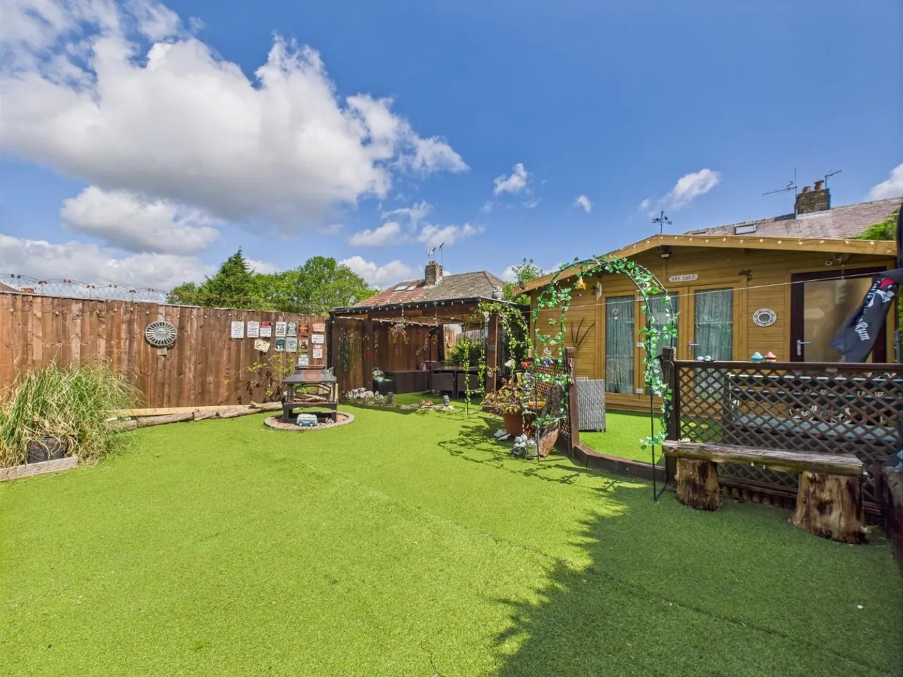 Owlet Road, Shipley, West Yorkshire, photo 2