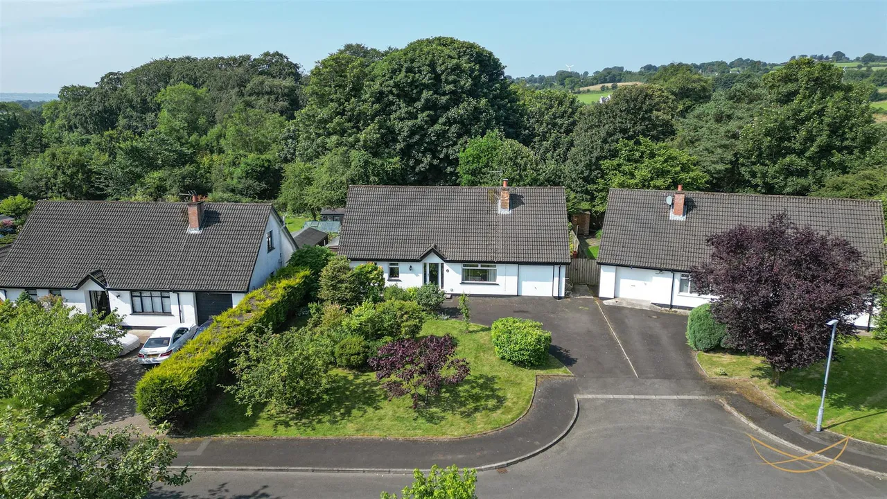4 bed house for sale — Cogry Rise, Doagh, Ballyclare, BT39 0RZ