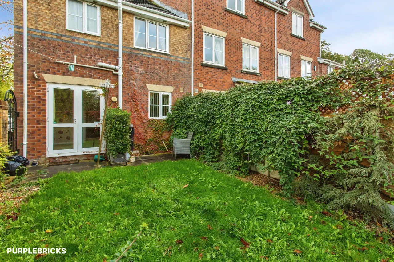 Roberts Court, Leyland, PR25, photo 27