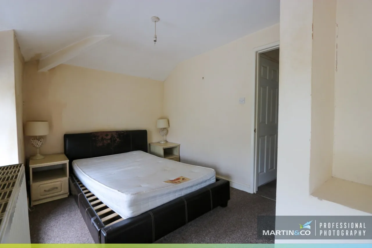 Wellington Street, Robertstown, photo 12