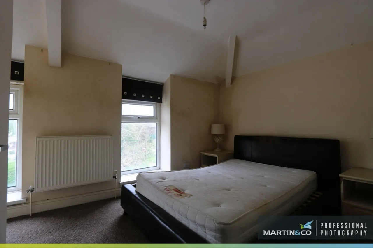Wellington Street, Robertstown, photo 11