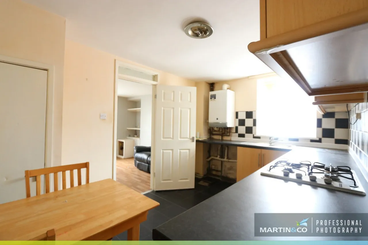 Wellington Street, Robertstown, photo 6