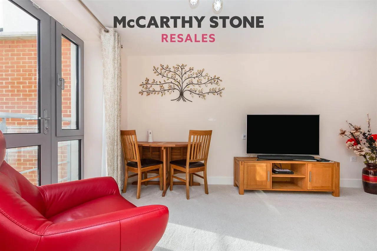 Fleet Road, Fleet, GU51, photo 9