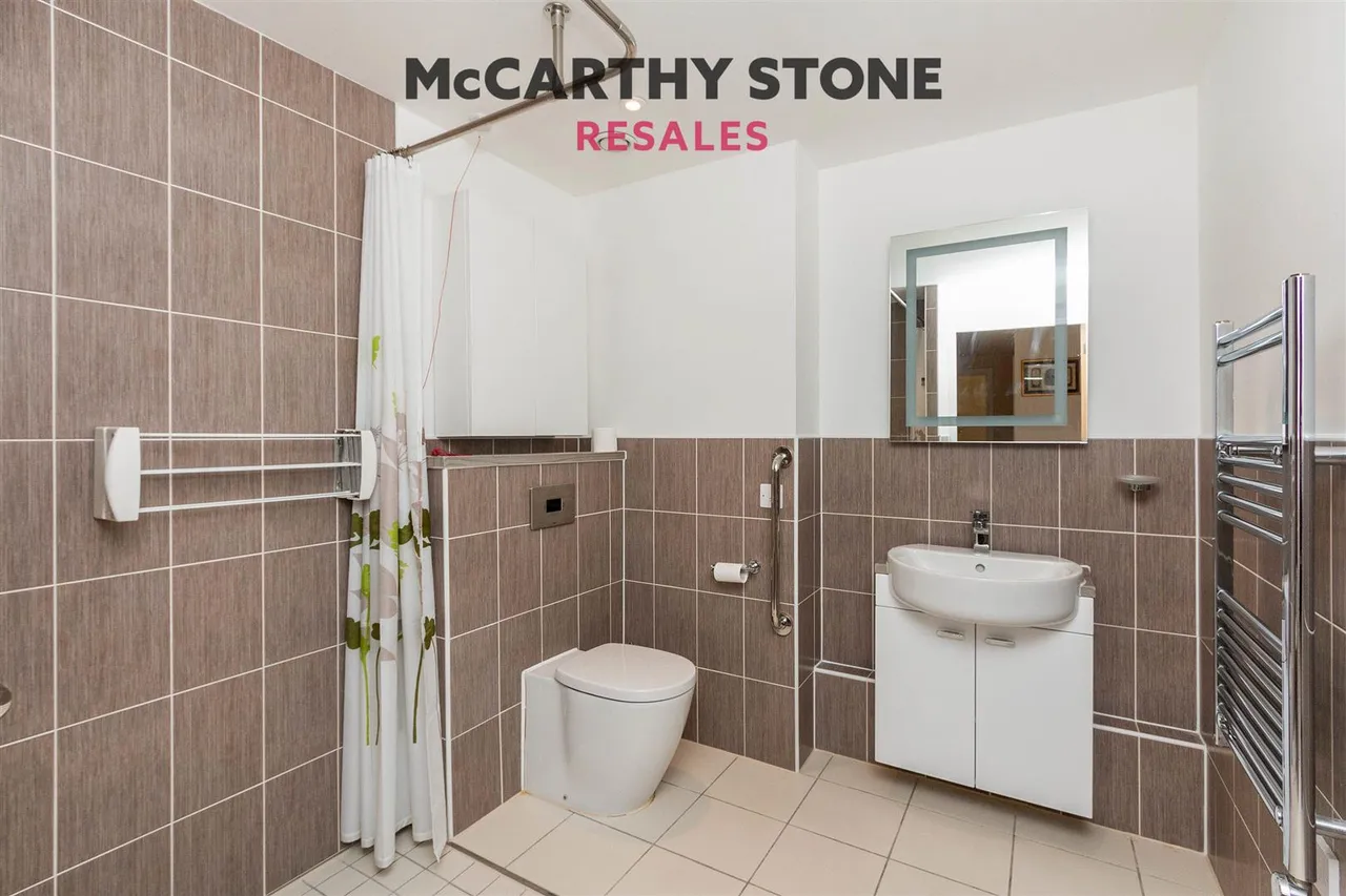 Fleet Road, Fleet, GU51, photo 7