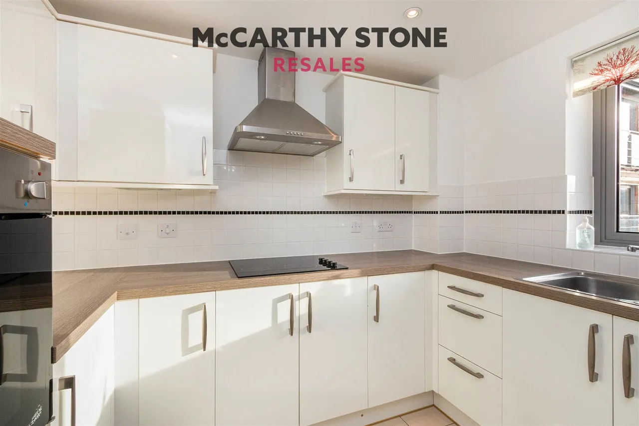 Fleet Road, Fleet, GU51, photo 19