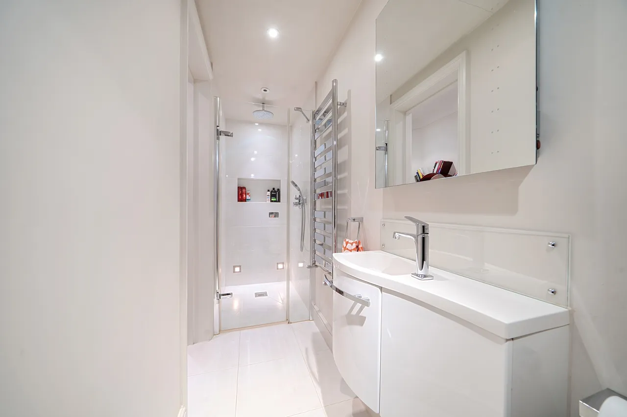 Lower Ground Floor Flat North, 1a Cranley Gardens, London, photo 5