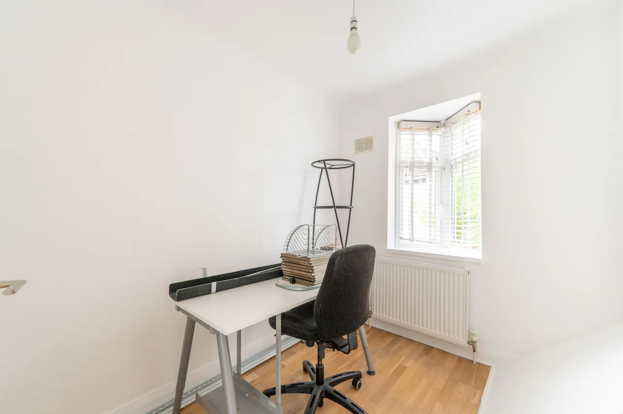 28 The Grange, Wembley, photo 12