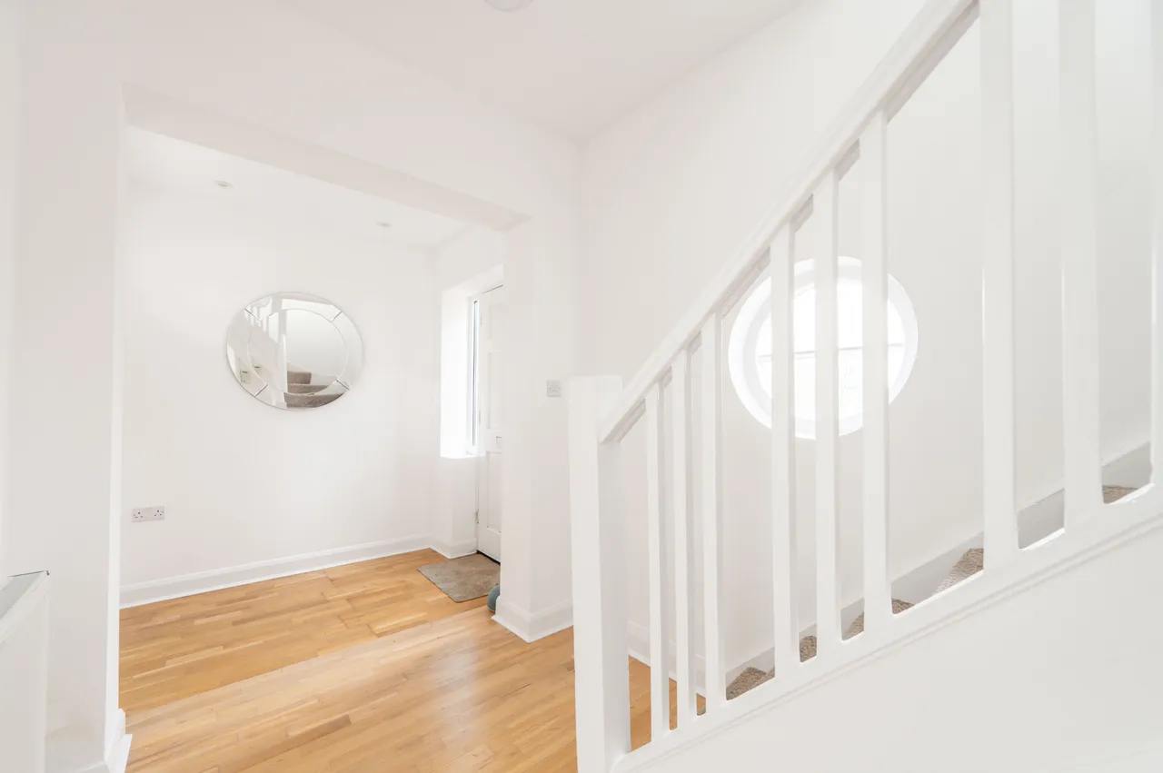 28 The Grange, Wembley, photo 7
